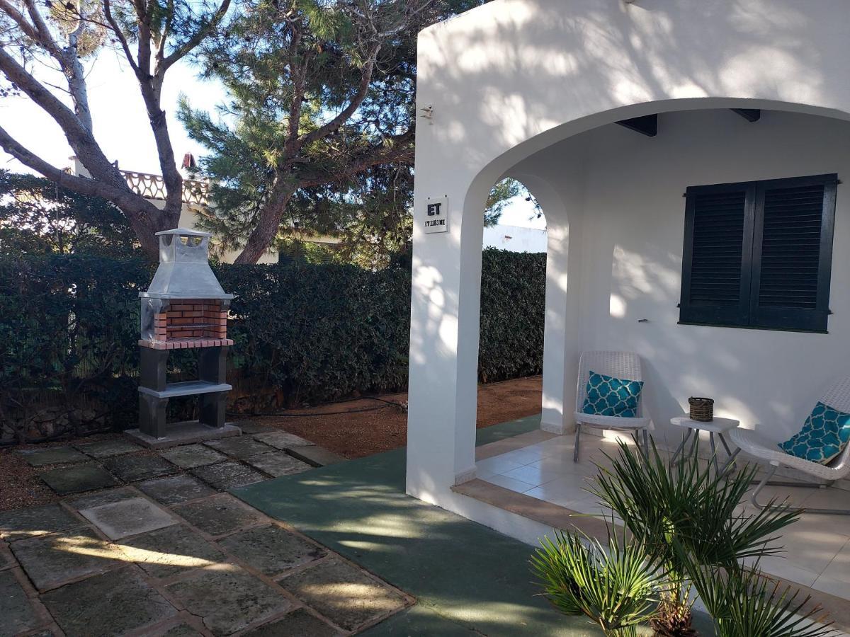 Apartamentos Delfines Cala Blanca  Exterior photo