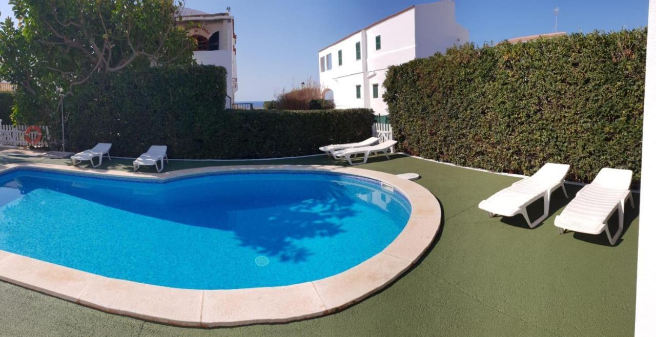 Apartamentos Delfines Cala Blanca  Exterior photo