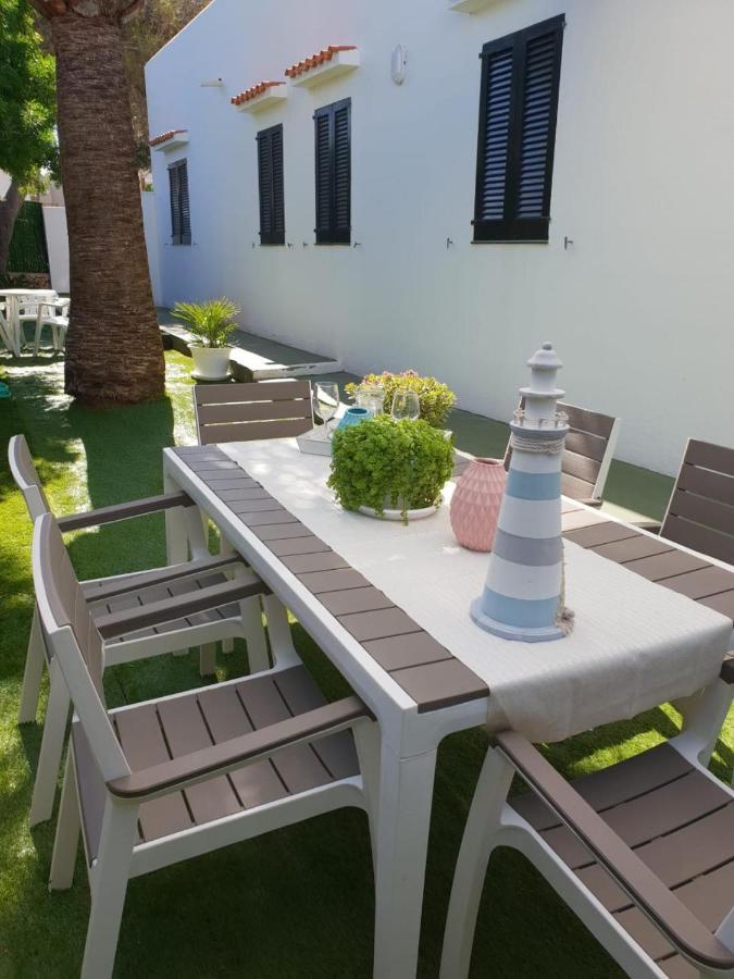 Apartamentos Delfines Cala Blanca  Exterior photo